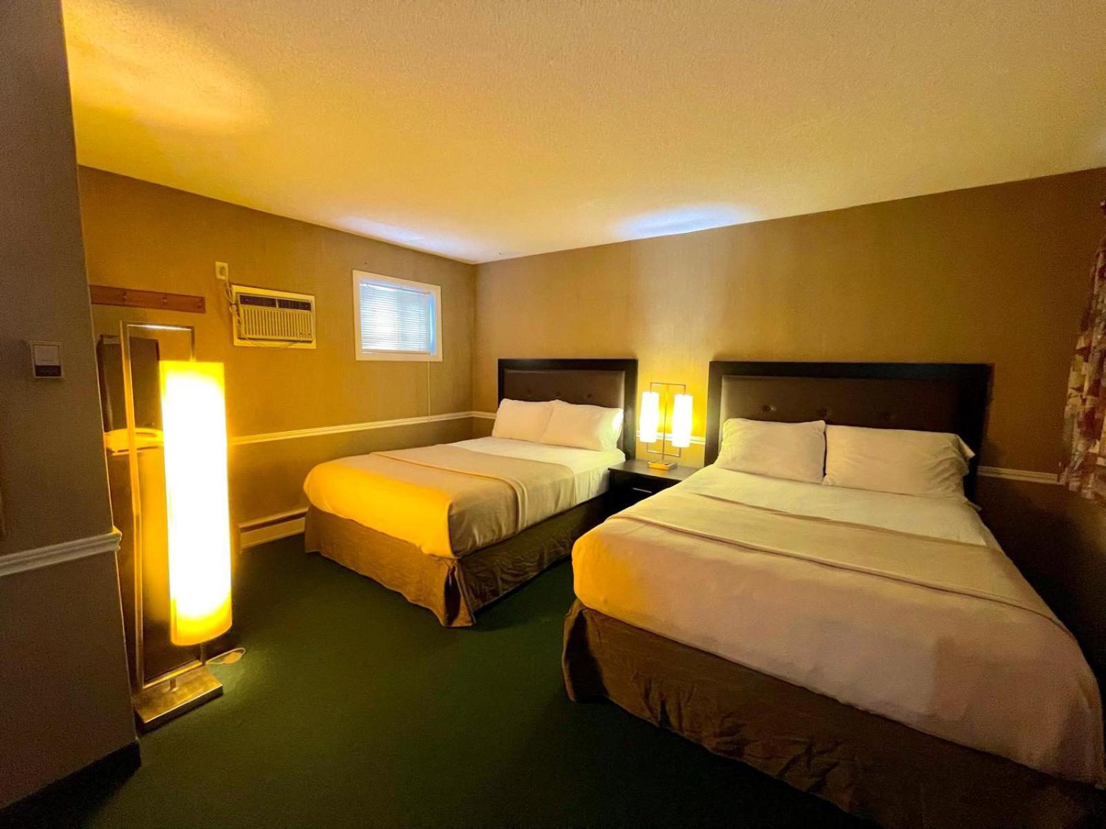 سولت سانت ماري Adams Motel المظهر الخارجي الصورة