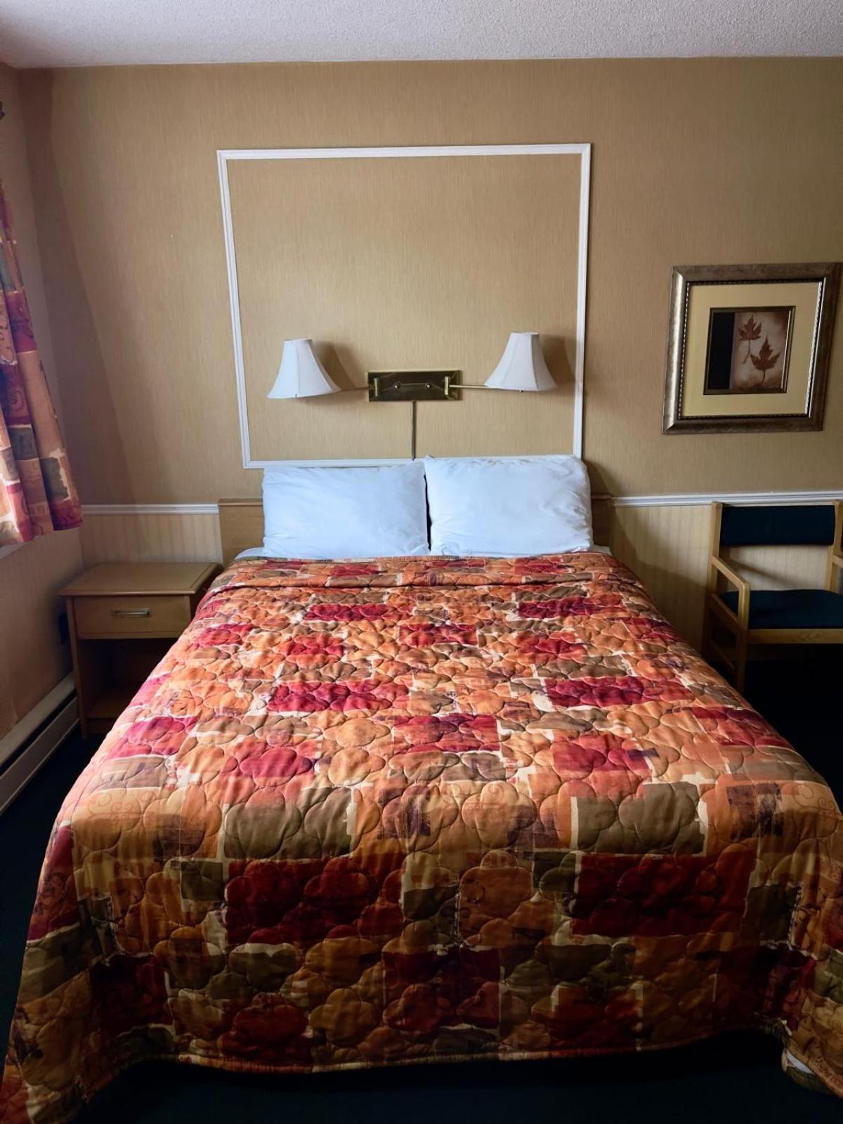 سولت سانت ماري Adams Motel المظهر الخارجي الصورة