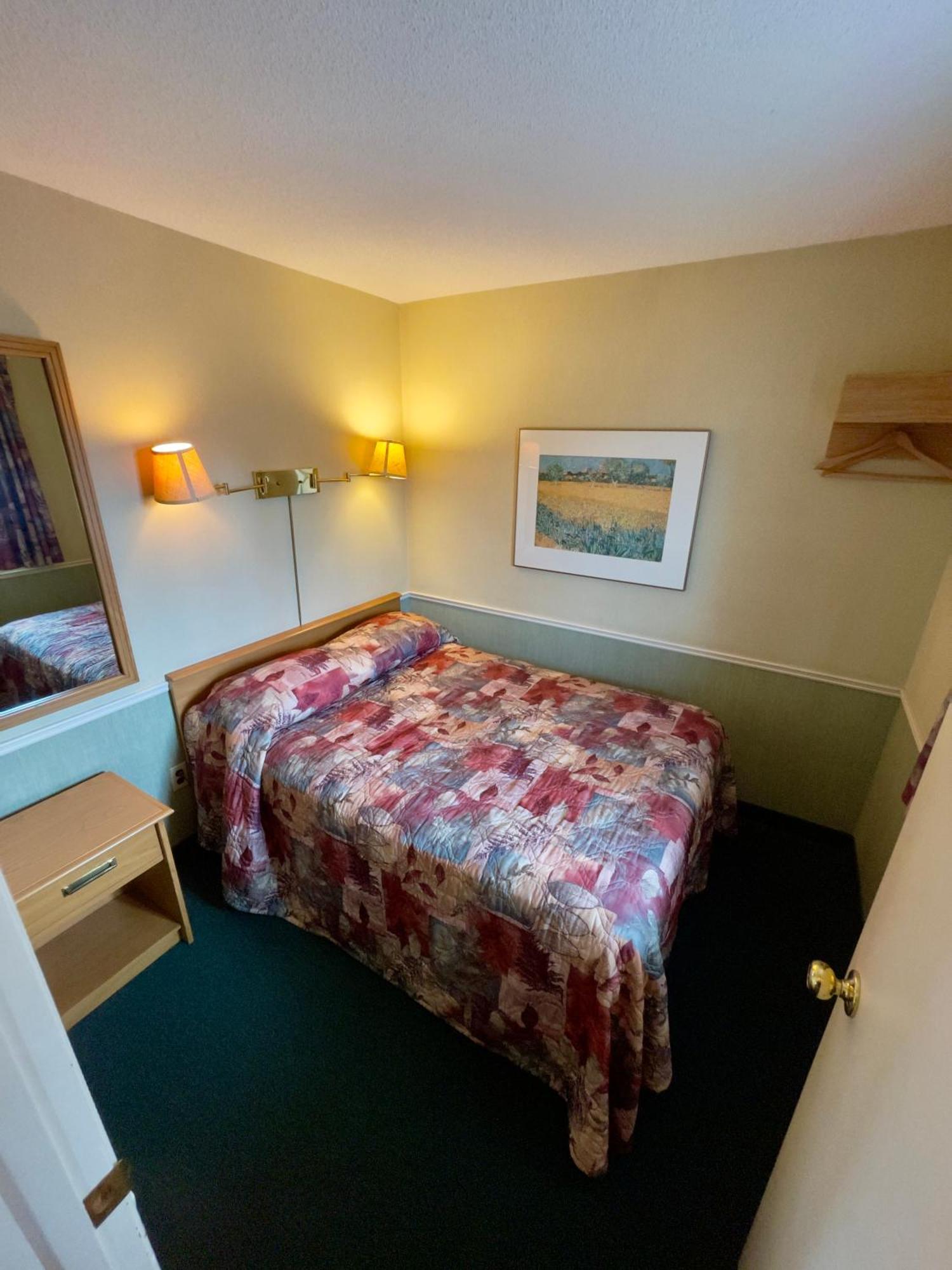 سولت سانت ماري Adams Motel المظهر الخارجي الصورة